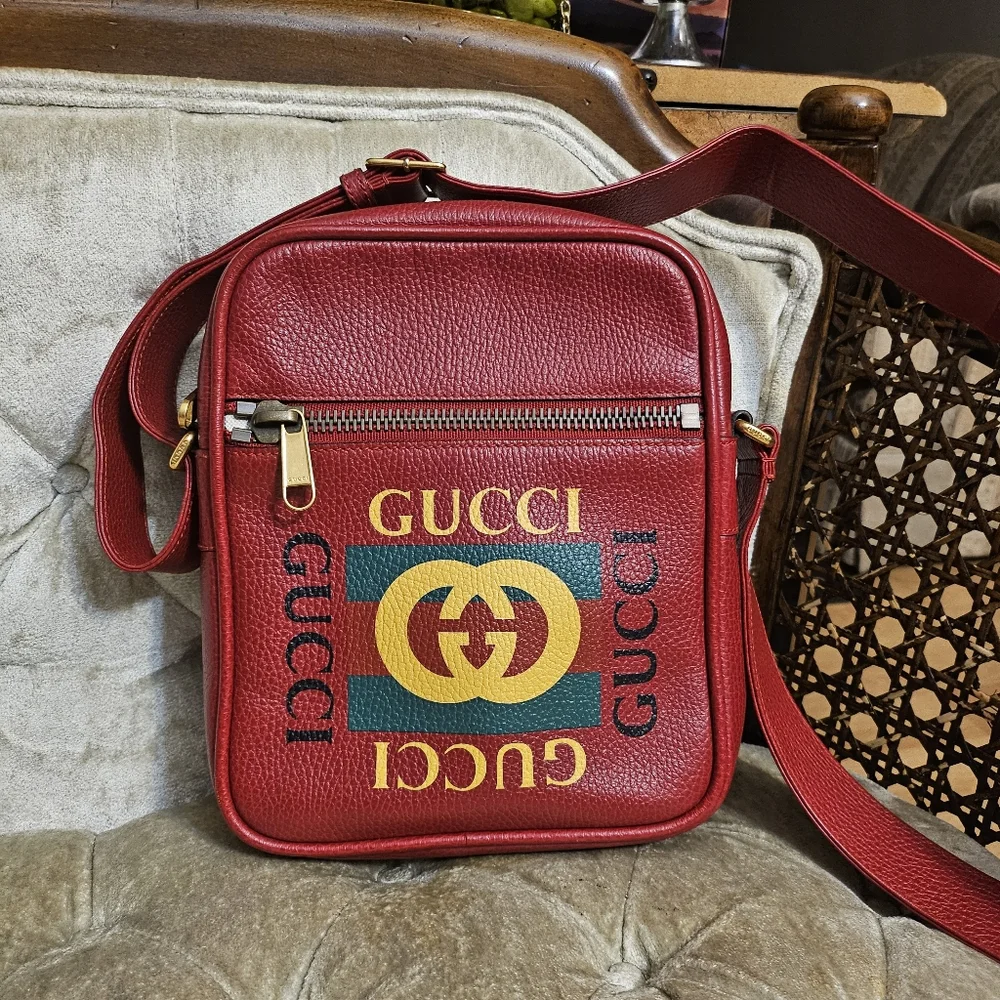Gucci Red Leather Crossbody Bag - Picture 1 of 8